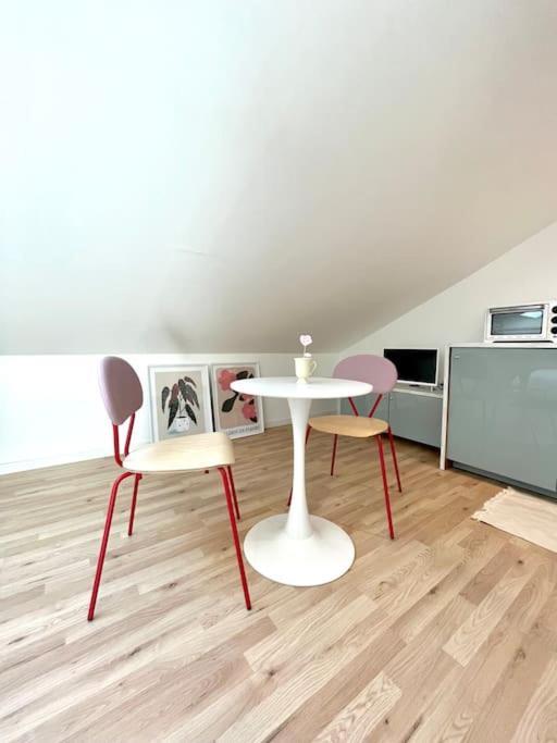 Apartamento Studio Jade : Charmant Logement Place Clemenceau Pau Exterior foto