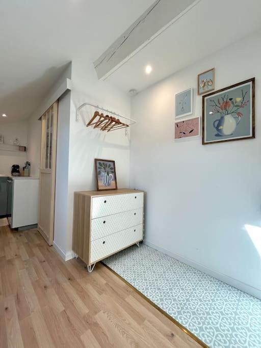 Apartamento Studio Jade : Charmant Logement Place Clemenceau Pau Exterior foto
